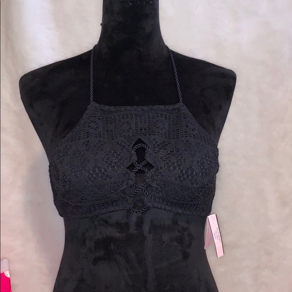 🆕NEW Victoria’s Secret Crochet Bikini Top